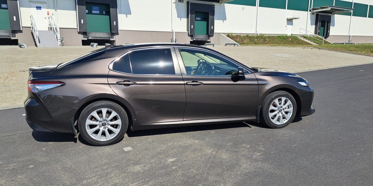 Przetarg nieograniczony na sprzedaż samochodu Toyota Camry Hybryd MR`18 E6d 2019