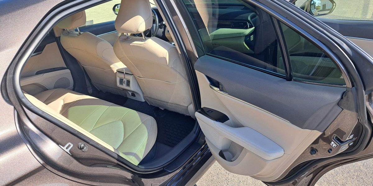 Przetarg nieograniczony na sprzedaż samochodu Toyota Camry Hybryd MR`18 E6d 2019