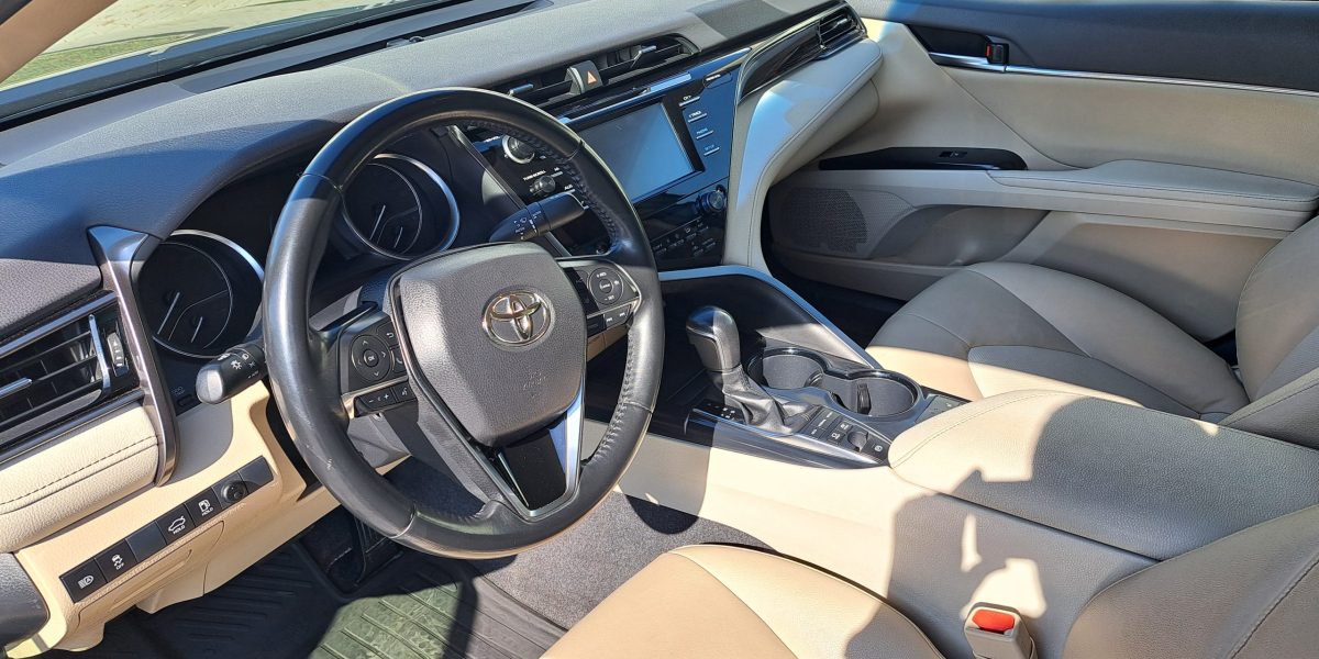 Przetarg nieograniczony na sprzedaż samochodu Toyota Camry Hybryd MR`18 E6d 2019