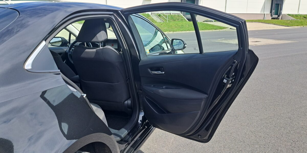 Ogłoszenie przetargu nieograniczonego na sprzedaż samochodu Toyota Corolla 1.5 MR`19 E6 z 2022 roku LU867NS