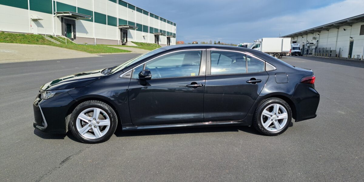 Ogłoszenie o przetargu nieograniczonym na sprzedaż samochodu Toyota Corolla 1.5 MR`19 E6 z 2022 r. LU866NS