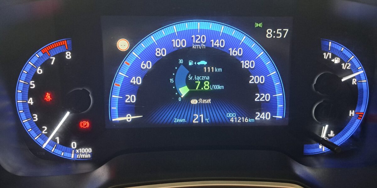 Ogłoszenie przetargu nieograniczonego na sprzedaż samochodu Toyota Corolla 1.5 MR`19 E6 z 2022 roku.