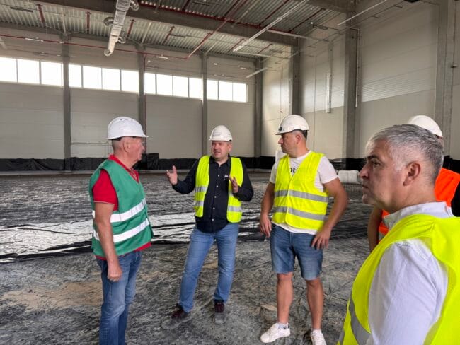 Budowa hali wysokiego składowania M1 na&nbsp;finiszu